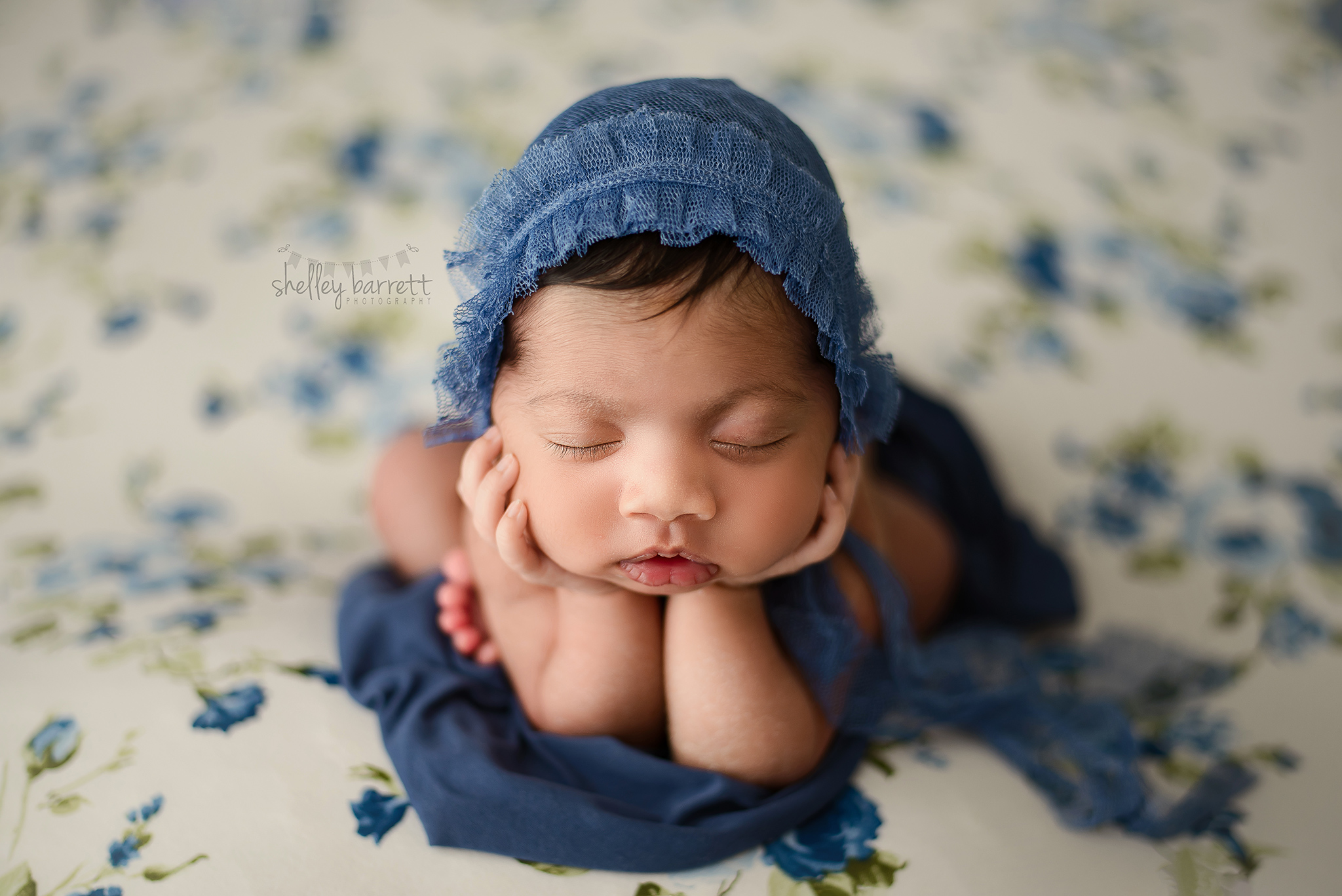 Posing Newborn Babies With Siblings | Tulsa Newborn Photographer — TG  Photography