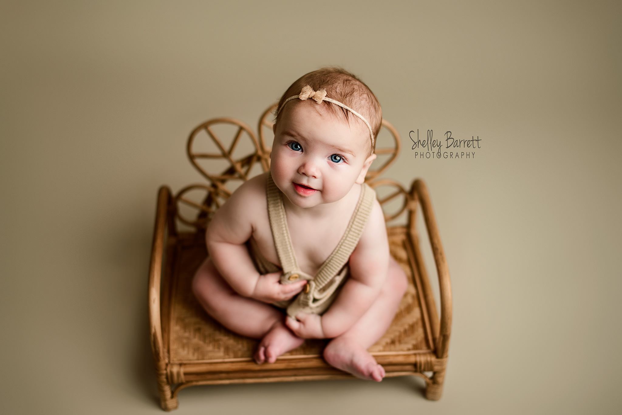 baby photography near me, newborn portrait studio Birmingham AL, Mountain Brook family photography studio, get baby pictures taken, Birmingham AL infant photoshoot