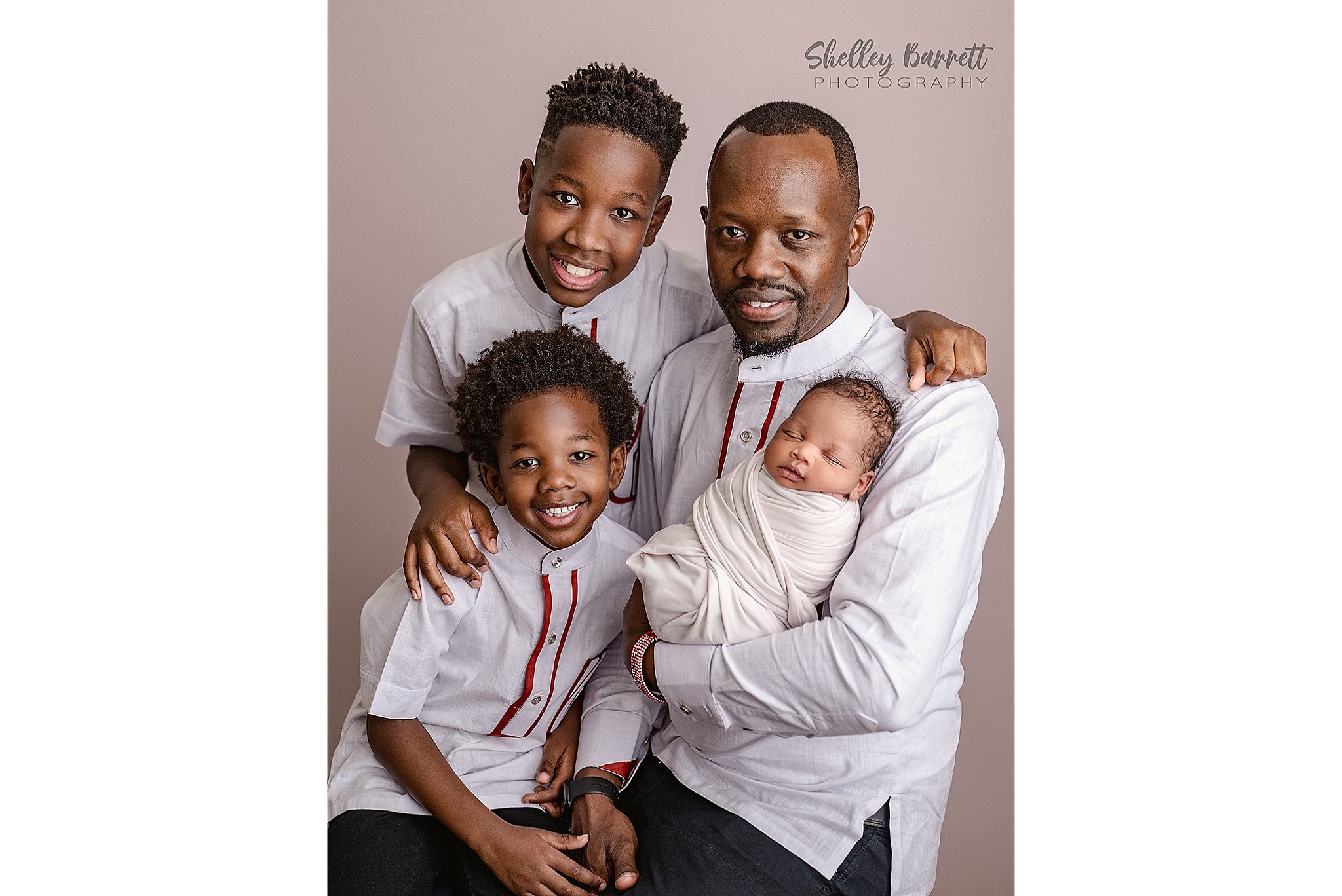 Family welcoming their newborn baby with professional photography in Birmingham AL
